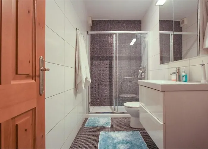 Amazing 3 Bedroom Townhouse With Sea View, *