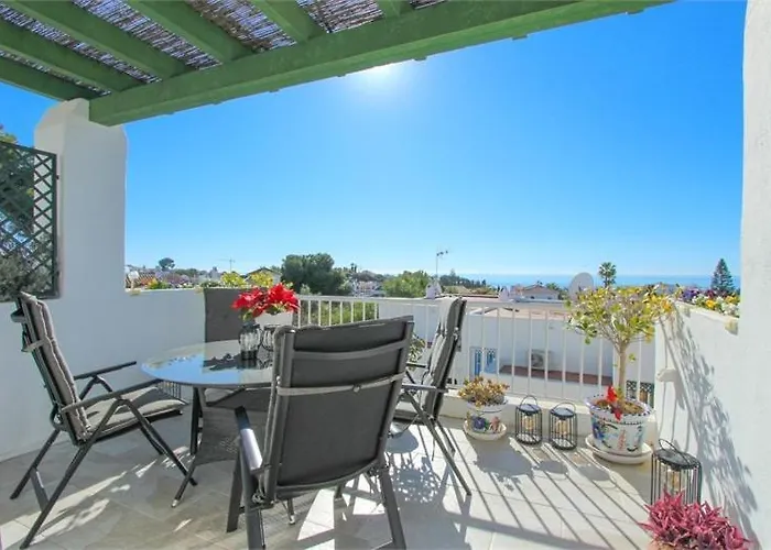 Amazing 3 Bedroom Townhouse With Sea View, *